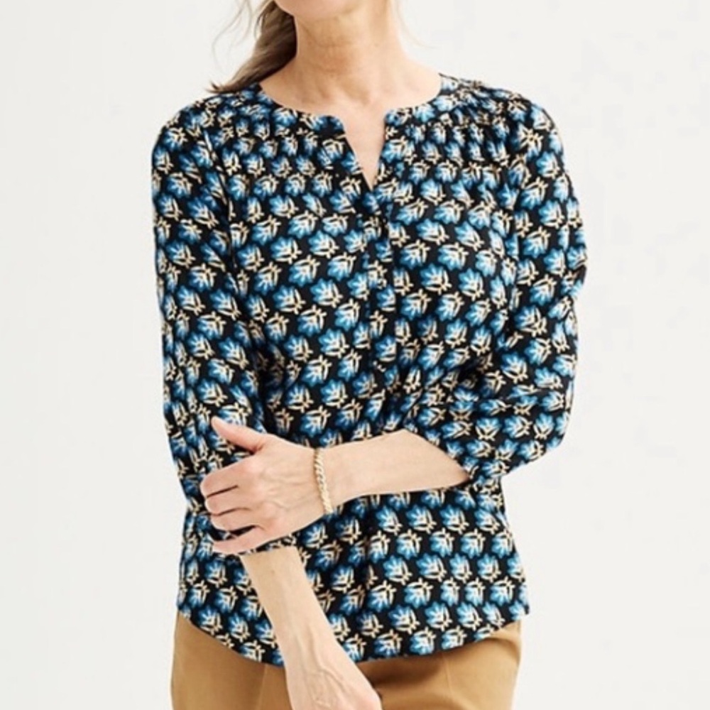 Croft and Barrow 3/4 Sleeve Floral Smocked Blouse